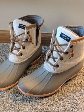 Sperry Canvas & Rubber Duck Boots in Taupe and Tan